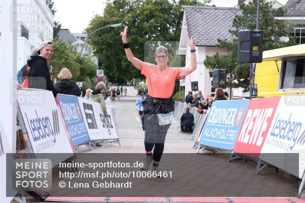 30.08.2026 - Blankeneser Heldenlauf Lena Gebhardt http://msf.ph/oto/10066461 30.08.2026 12:56:54 Ziel 4415 meine-sportfotos.de