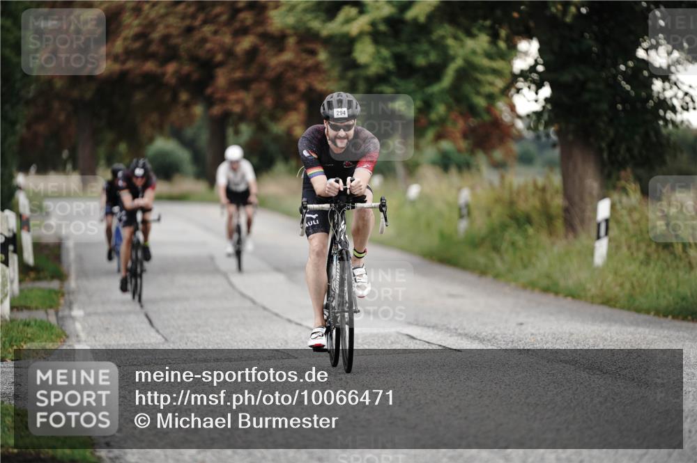 30.08.2026 - Elbe Triathlon Hamburg Michael Burmester http://msf.ph/oto/10066471 30.08.2026 09:10:27 Radfahren 227, 294, 326, 390, 417 meine-sportfotos.de