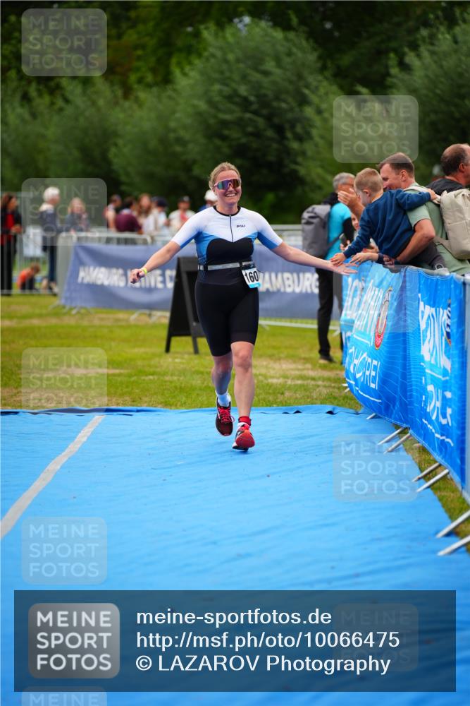30.08.2026 - Elbe Triathlon Hamburg LAZAROV Photography http://msf.ph/oto/10066475 30.08.2026 12:18:41 Ziel 1530, 1601 meine-sportfotos.de