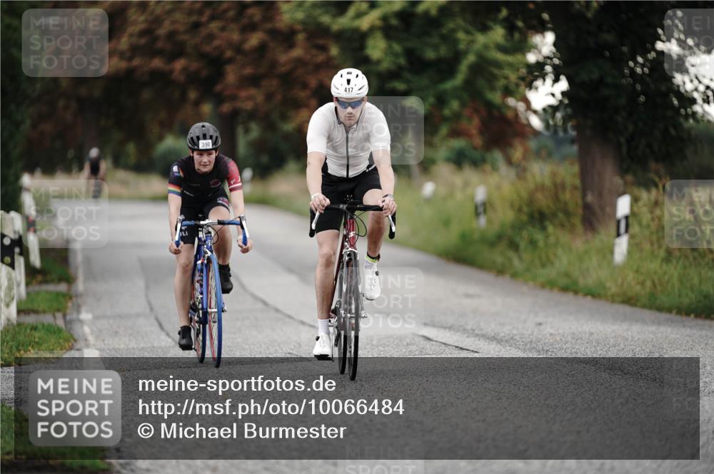 30.08.2026 - Elbe Triathlon Hamburg Michael Burmester http://msf.ph/oto/10066484 30.08.2026 09:10:30 Radfahren 294, 326, 390, 417 meine-sportfotos.de