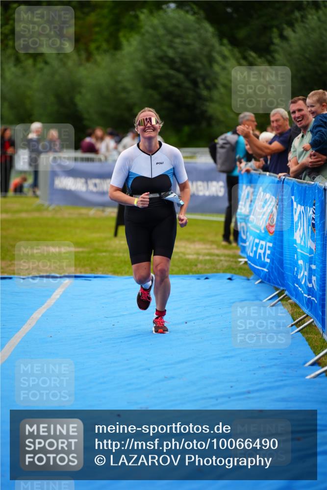 30.08.2026 - Elbe Triathlon Hamburg LAZAROV Photography http://msf.ph/oto/10066490 30.08.2026 12:18:42 Ziel 1530, 1601 meine-sportfotos.de