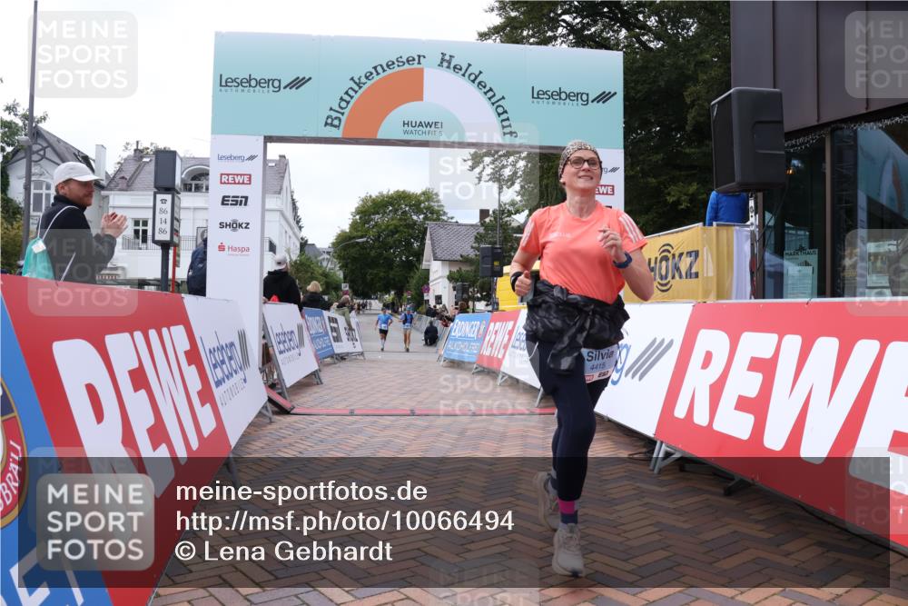 30.08.2026 - Blankeneser Heldenlauf Lena Gebhardt http://msf.ph/oto/10066494 30.08.2026 12:56:56 Ziel 4415 meine-sportfotos.de