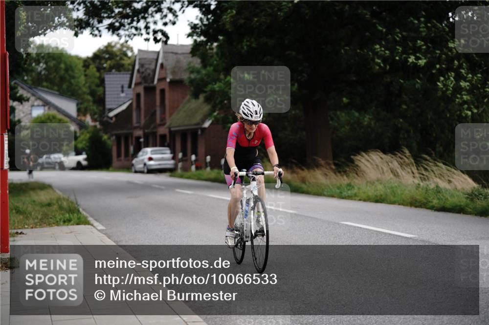 30.08.2026 - Elbe Triathlon Hamburg Michael Burmester http://msf.ph/oto/10066533 30.08.2026 15:23:50 Radfahren  meine-sportfotos.de