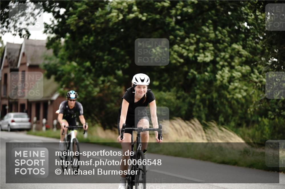 30.08.2026 - Elbe Triathlon Hamburg Michael Burmester http://msf.ph/oto/10066548 30.08.2026 15:23:58 Radfahren  meine-sportfotos.de