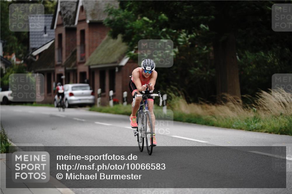 30.08.2026 - Elbe Triathlon Hamburg Michael Burmester http://msf.ph/oto/10066583 30.08.2026 15:25:27 Radfahren  meine-sportfotos.de