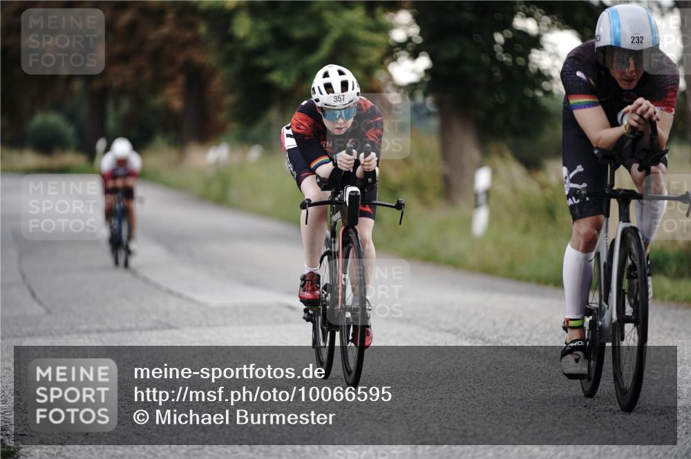 30.08.2026 - Elbe Triathlon Hamburg Michael Burmester http://msf.ph/oto/10066595 30.08.2026 09:11:12 Radfahren 232, 252, 349, 357, 480 meine-sportfotos.de