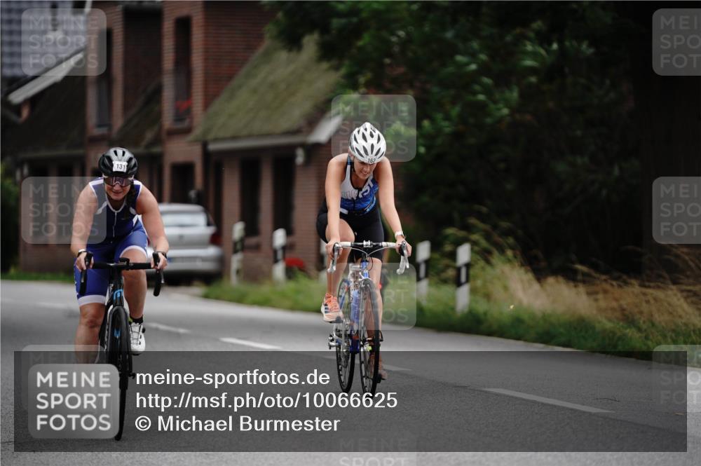 30.08.2026 - Elbe Triathlon Hamburg Michael Burmester http://msf.ph/oto/10066625 30.08.2026 15:26:54 Radfahren  meine-sportfotos.de