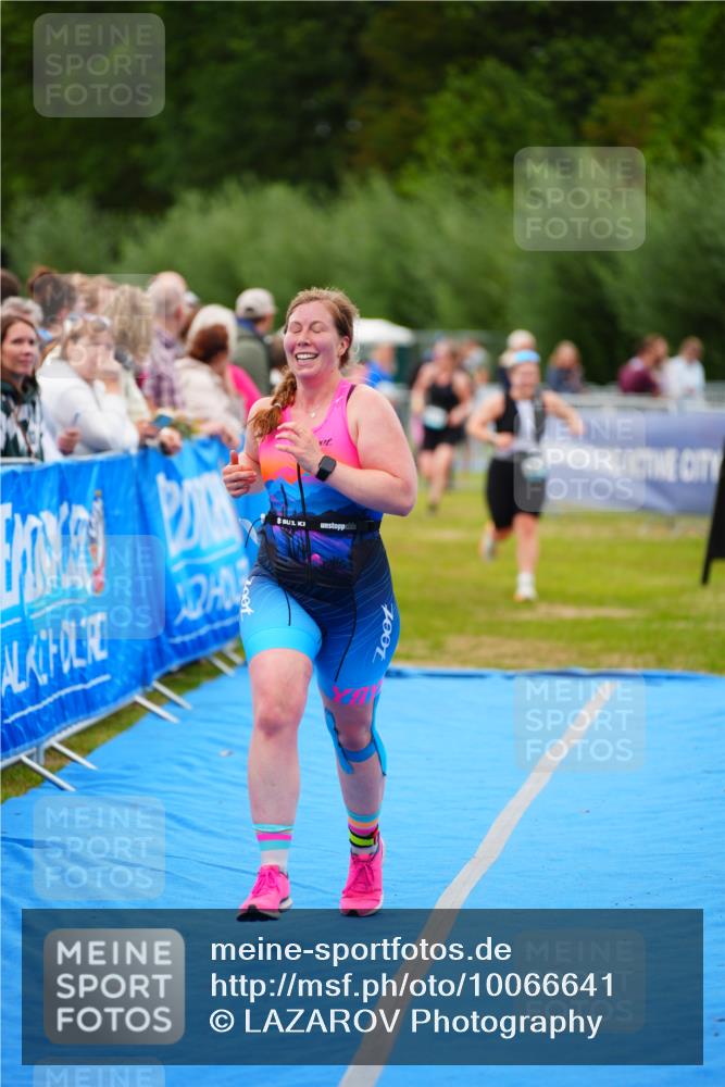 30.08.2026 - Elbe Triathlon Hamburg LAZAROV Photography http://msf.ph/oto/10066641 30.08.2026 12:19:33 Ziel 1504, 1623 meine-sportfotos.de