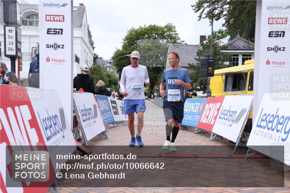30.08.2026 - Blankeneser Heldenlauf Lena Gebhardt http://msf.ph/oto/10066642 30.08.2026 12:57:37 Ziel 4109, 4217, 4436 meine-sportfotos.de