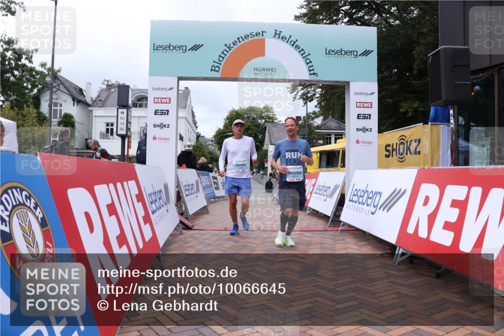 30.08.2026 - Blankeneser Heldenlauf Lena Gebhardt http://msf.ph/oto/10066645 30.08.2026 12:57:38 Ziel 4109, 4217 meine-sportfotos.de