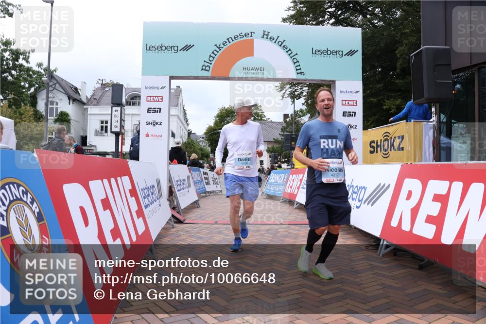 30.08.2026 - Blankeneser Heldenlauf Lena Gebhardt http://msf.ph/oto/10066648 30.08.2026 12:57:38 Ziel 4109, 4217 meine-sportfotos.de