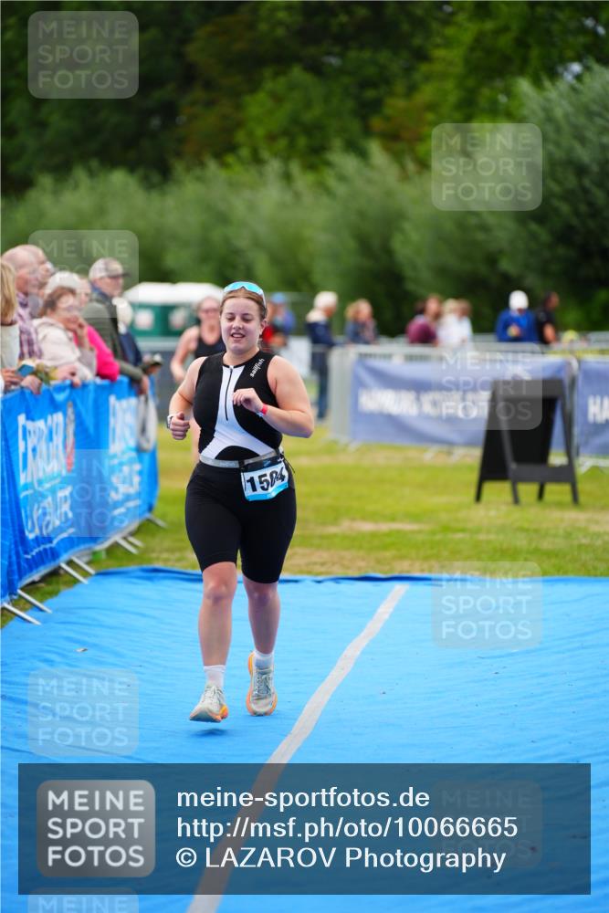 30.08.2026 - Elbe Triathlon Hamburg LAZAROV Photography http://msf.ph/oto/10066665 30.08.2026 12:19:38 Ziel 1504, 1694 meine-sportfotos.de