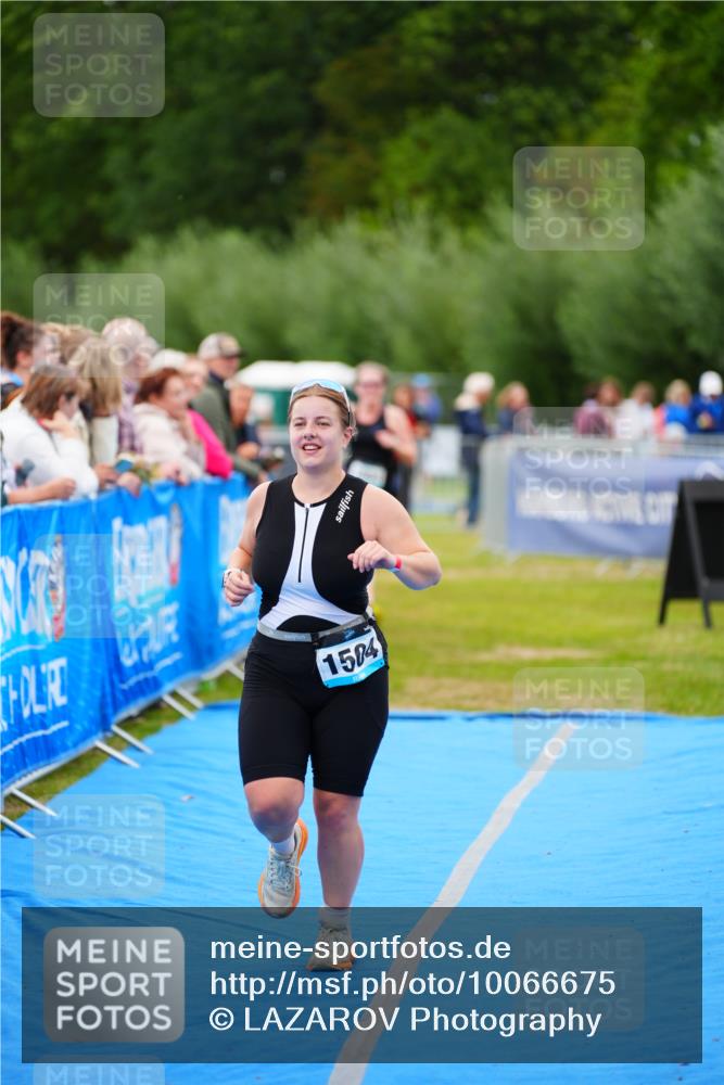 30.08.2026 - Elbe Triathlon Hamburg LAZAROV Photography http://msf.ph/oto/10066675 30.08.2026 12:19:38 Ziel 1504, 1694 meine-sportfotos.de