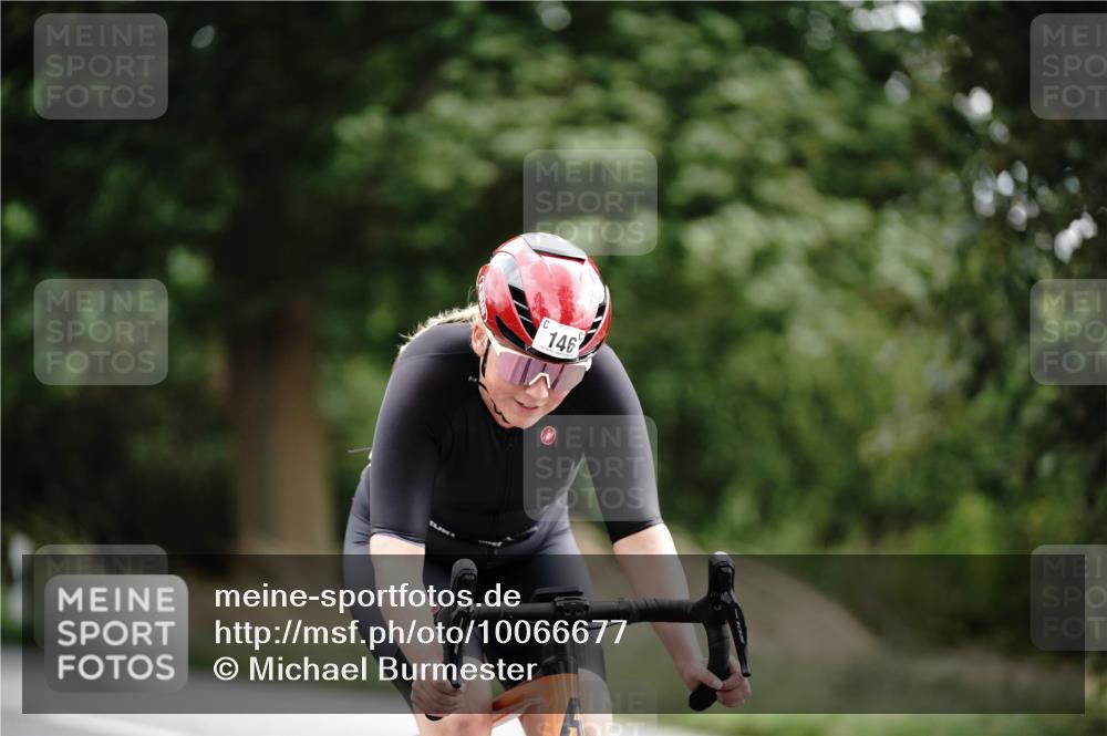 30.08.2026 - Elbe Triathlon Hamburg Michael Burmester http://msf.ph/oto/10066677 30.08.2026 15:27:13 Radfahren  meine-sportfotos.de