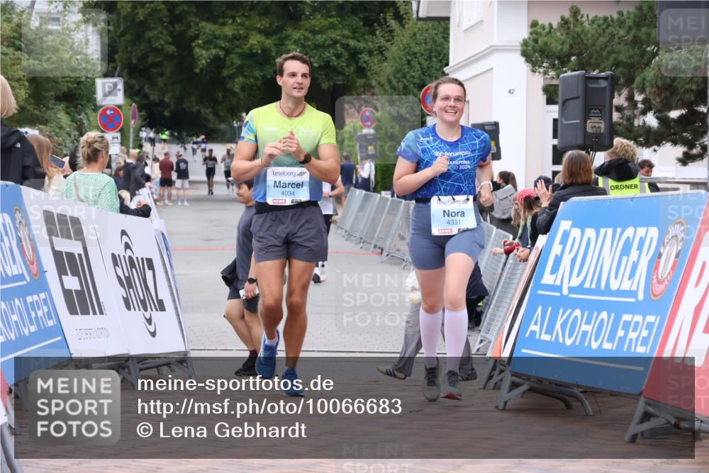 30.08.2026 - Blankeneser Heldenlauf Lena Gebhardt http://msf.ph/oto/10066683 30.08.2026 12:58:25 Ziel 4034, 4331 meine-sportfotos.de