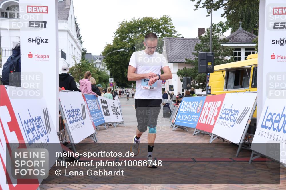 30.08.2026 - Blankeneser Heldenlauf Lena Gebhardt http://msf.ph/oto/10066748 30.08.2026 12:58:37 Ziel 4042 meine-sportfotos.de