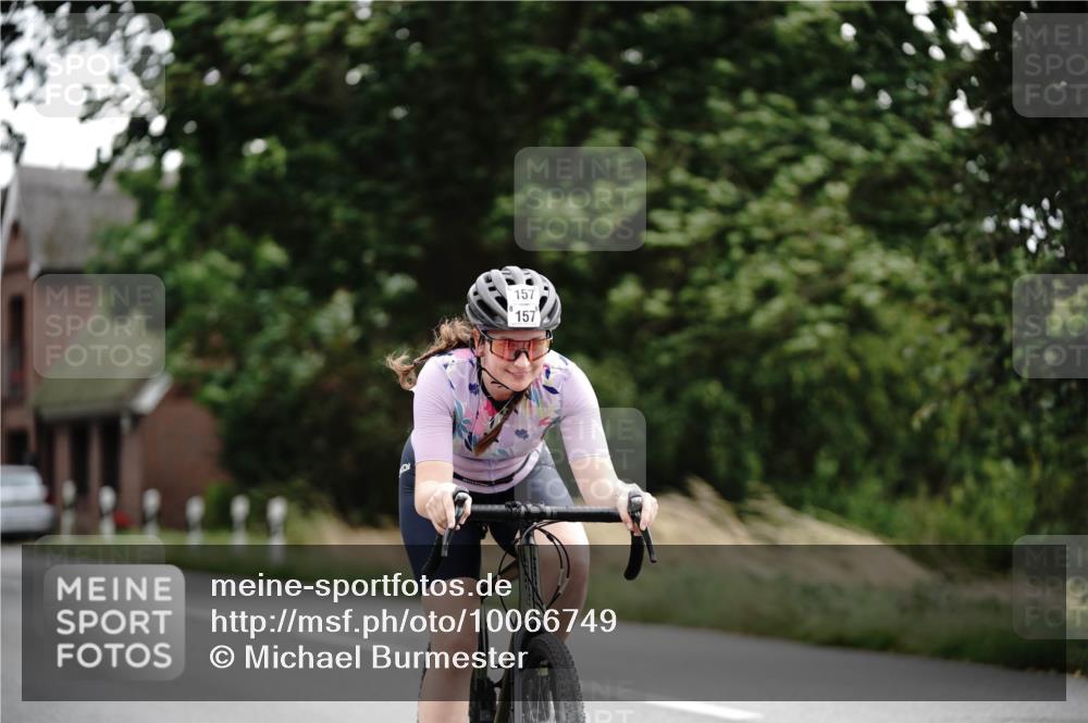 30.08.2026 - Elbe Triathlon Hamburg Michael Burmester http://msf.ph/oto/10066749 30.08.2026 15:28:27 Radfahren  meine-sportfotos.de