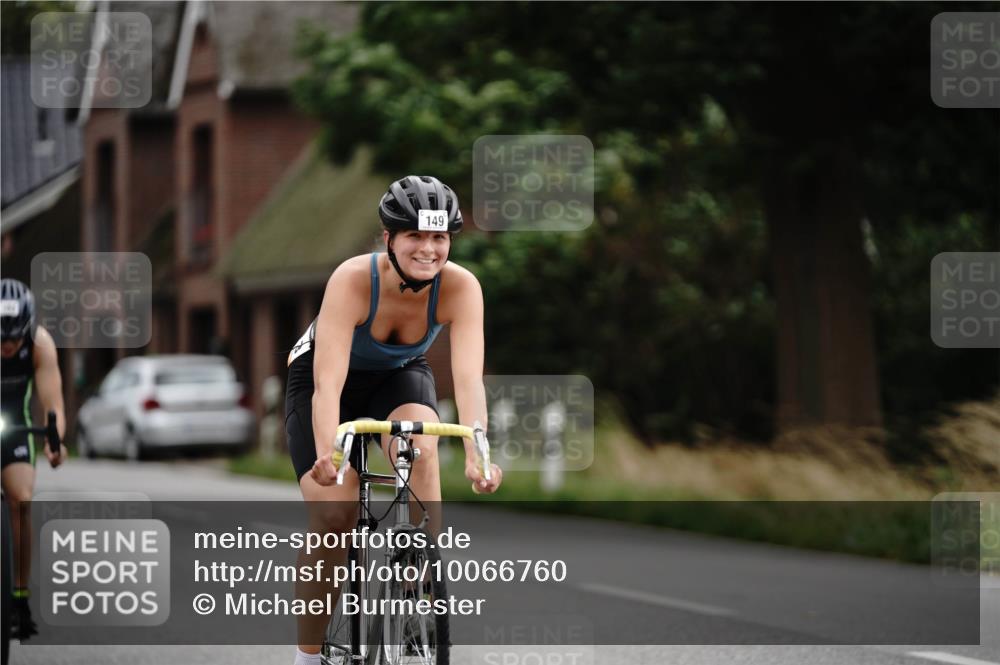 30.08.2026 - Elbe Triathlon Hamburg Michael Burmester http://msf.ph/oto/10066760 30.08.2026 15:28:31 Radfahren  meine-sportfotos.de