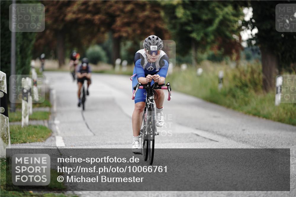 30.08.2026 - Elbe Triathlon Hamburg Michael Burmester http://msf.ph/oto/10066761 30.08.2026 09:12:25 Radfahren 290, 324, 347, 351, 464 meine-sportfotos.de