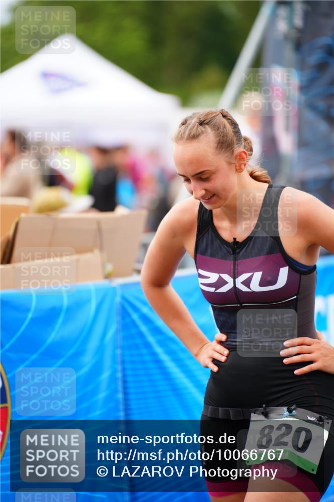 30.08.2026 - Elbe Triathlon Hamburg LAZAROV Photography http://msf.ph/oto/10066767 30.08.2026 12:20:02 Ziel  meine-sportfotos.de