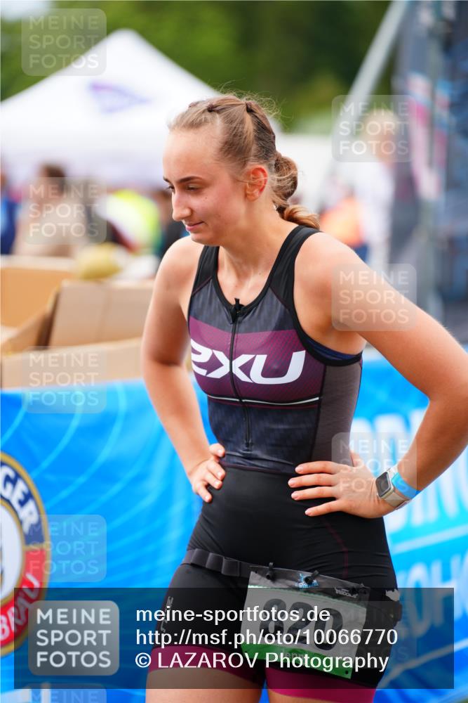 30.08.2026 - Elbe Triathlon Hamburg LAZAROV Photography http://msf.ph/oto/10066770 30.08.2026 12:20:02 Ziel  meine-sportfotos.de