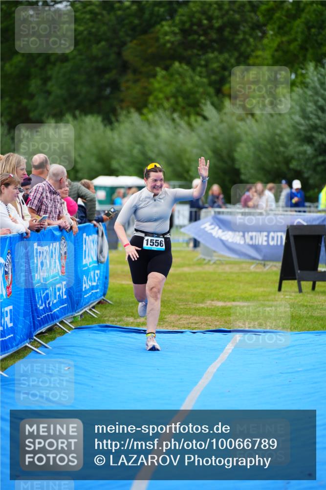 30.08.2026 - Elbe Triathlon Hamburg LAZAROV Photography http://msf.ph/oto/10066789 30.08.2026 12:20:14 Ziel 1566 meine-sportfotos.de
