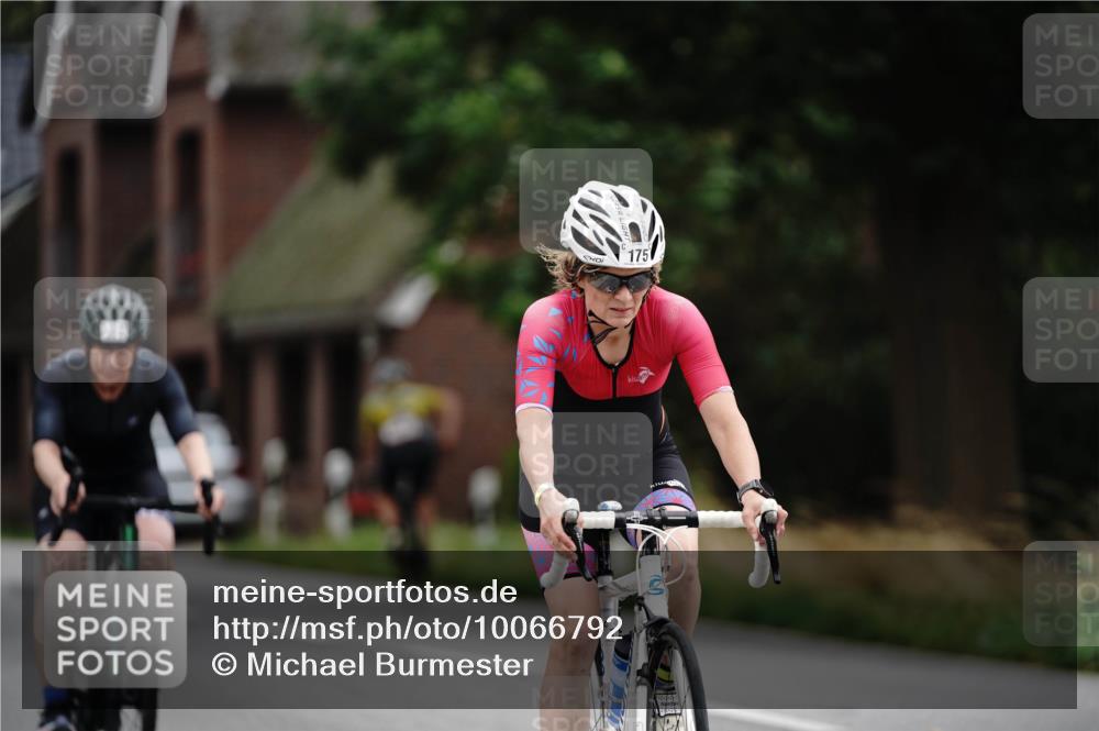 30.08.2026 - Elbe Triathlon Hamburg Michael Burmester http://msf.ph/oto/10066792 30.08.2026 15:28:45 Radfahren  meine-sportfotos.de