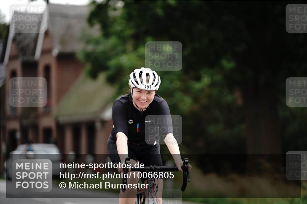 30.08.2026 - Elbe Triathlon Hamburg Michael Burmester http://msf.ph/oto/10066805 30.08.2026 15:29:03 Radfahren  meine-sportfotos.de