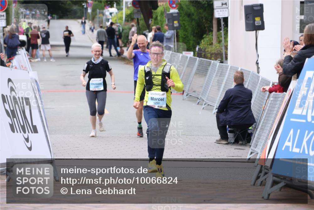 30.08.2026 - Blankeneser Heldenlauf Lena Gebhardt http://msf.ph/oto/10066824 30.08.2026 12:59:25 Ziel 4250 meine-sportfotos.de