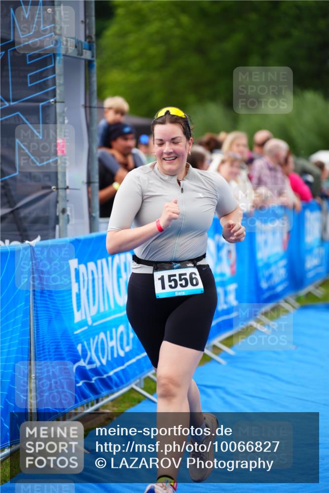 30.08.2026 - Elbe Triathlon Hamburg LAZAROV Photography http://msf.ph/oto/10066827 30.08.2026 12:20:17 Ziel 1541, 1566, 1635 meine-sportfotos.de