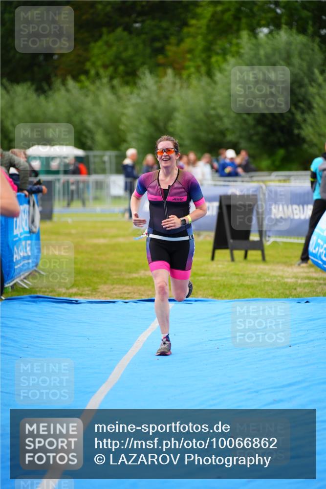 30.08.2026 - Elbe Triathlon Hamburg LAZAROV Photography http://msf.ph/oto/10066862 30.08.2026 12:20:24 Ziel 1541, 1635 meine-sportfotos.de