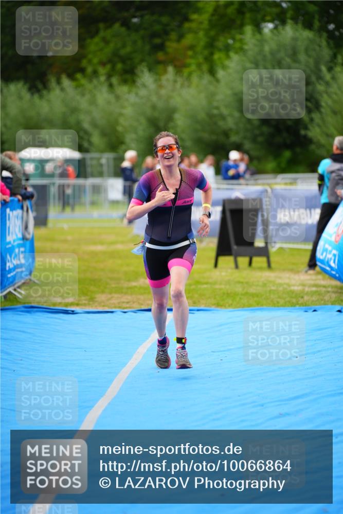30.08.2026 - Elbe Triathlon Hamburg LAZAROV Photography http://msf.ph/oto/10066864 30.08.2026 12:20:25 Ziel 1541, 1635 meine-sportfotos.de