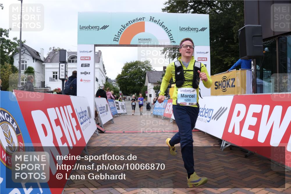30.08.2026 - Blankeneser Heldenlauf Lena Gebhardt http://msf.ph/oto/10066870 30.08.2026 12:59:30 Ziel 4250 meine-sportfotos.de