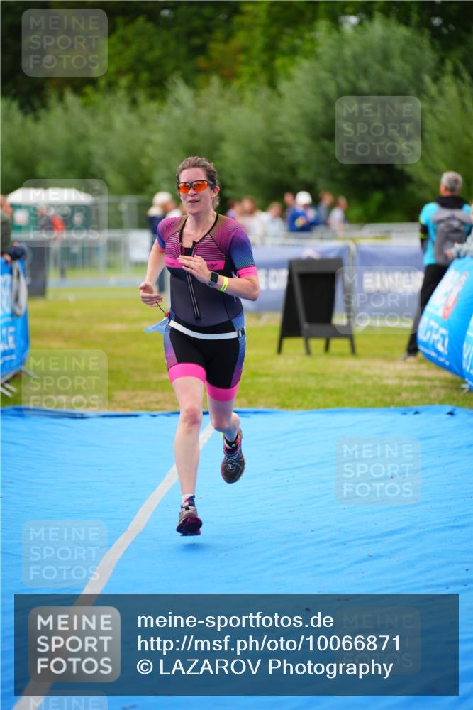 30.08.2026 - Elbe Triathlon Hamburg LAZAROV Photography http://msf.ph/oto/10066871 30.08.2026 12:20:25 Ziel 1541, 1635 meine-sportfotos.de