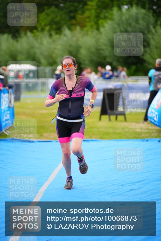 30.08.2026 - Elbe Triathlon Hamburg LAZAROV Photography http://msf.ph/oto/10066873 30.08.2026 12:20:25 Ziel 1541, 1635 meine-sportfotos.de