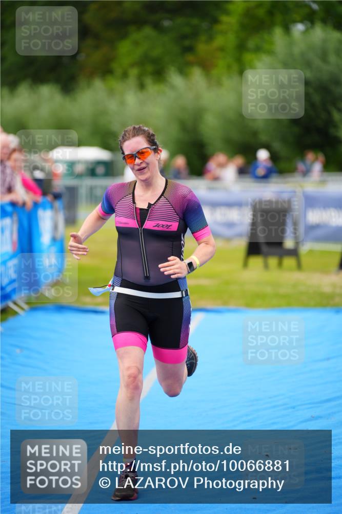 30.08.2026 - Elbe Triathlon Hamburg LAZAROV Photography http://msf.ph/oto/10066881 30.08.2026 12:20:26 Ziel 1541, 1635 meine-sportfotos.de