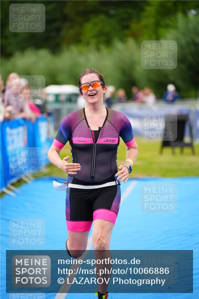 30.08.2026 - Elbe Triathlon Hamburg LAZAROV Photography http://msf.ph/oto/10066886 30.08.2026 12:20:26 Ziel 1541, 1635 meine-sportfotos.de