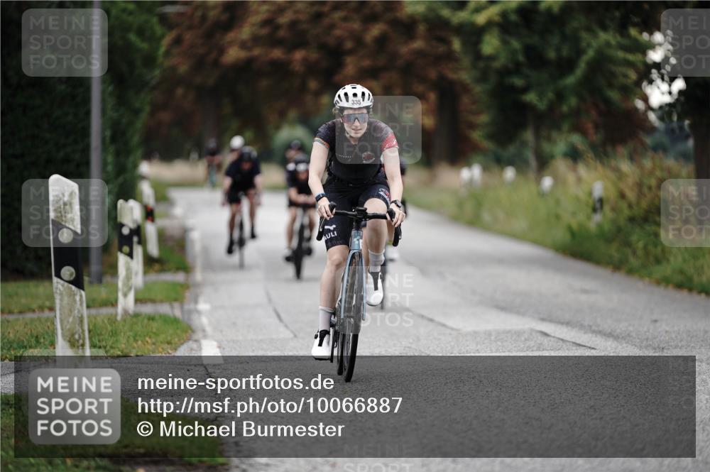 30.08.2026 - Elbe Triathlon Hamburg Michael Burmester http://msf.ph/oto/10066887 30.08.2026 09:13:03 Radfahren 275, 335, 459, 613 meine-sportfotos.de