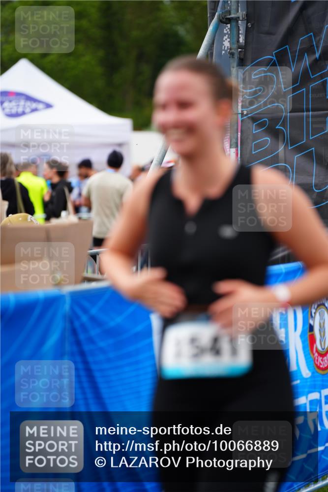 30.08.2026 - Elbe Triathlon Hamburg LAZAROV Photography http://msf.ph/oto/10066889 30.08.2026 12:20:27 Ziel 1541, 1635 meine-sportfotos.de