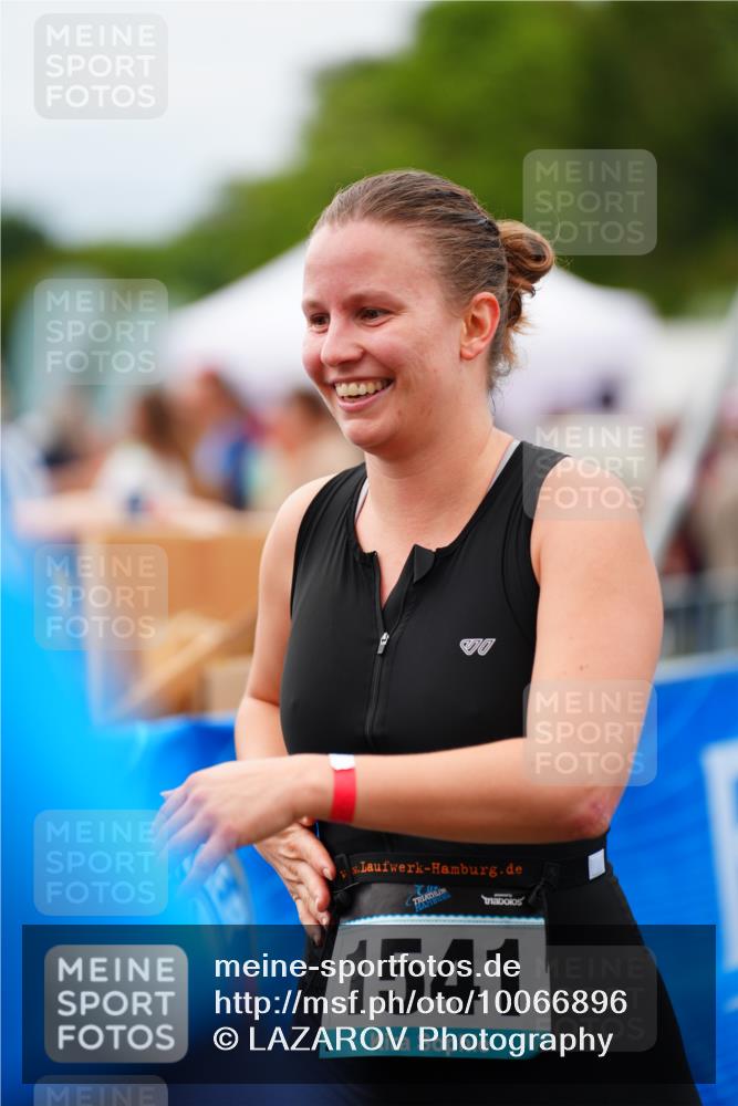30.08.2026 - Elbe Triathlon Hamburg LAZAROV Photography http://msf.ph/oto/10066896 30.08.2026 12:20:28 Ziel 1541, 1635 meine-sportfotos.de