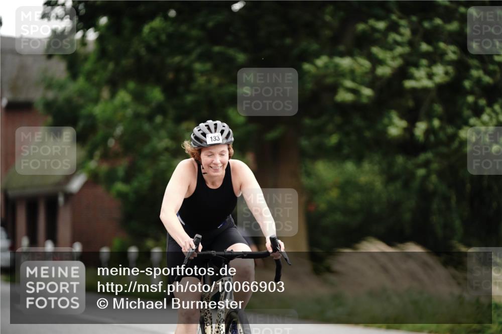 30.08.2026 - Elbe Triathlon Hamburg Michael Burmester http://msf.ph/oto/10066903 30.08.2026 15:31:05 Radfahren  meine-sportfotos.de