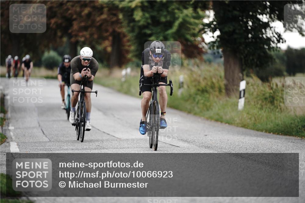 30.08.2026 - Elbe Triathlon Hamburg Michael Burmester http://msf.ph/oto/10066923 30.08.2026 09:13:10 Radfahren 251, 287, 459, 504, 512 meine-sportfotos.de