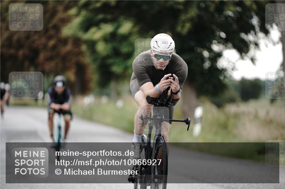 30.08.2026 - Elbe Triathlon Hamburg Michael Burmester http://msf.ph/oto/10066927 30.08.2026 09:13:12 Radfahren 251, 287, 504, 512 meine-sportfotos.de