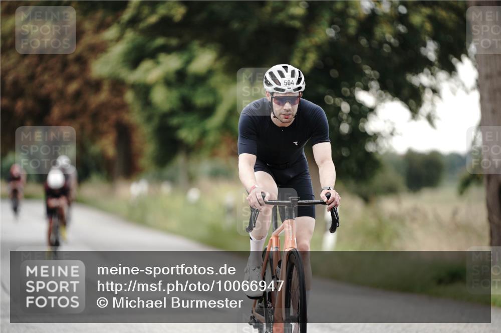 30.08.2026 - Elbe Triathlon Hamburg Michael Burmester http://msf.ph/oto/10066947 30.08.2026 09:13:17 Radfahren 229, 245, 318, 346, 385, 504, 689 meine-sportfotos.de