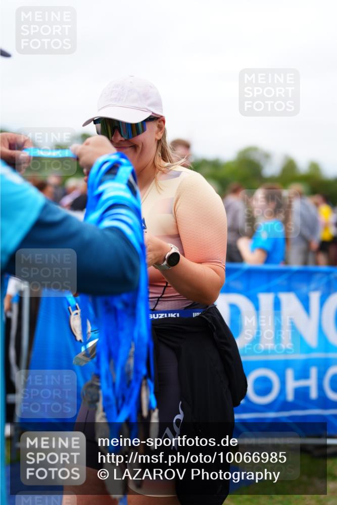 30.08.2026 - Elbe Triathlon Hamburg LAZAROV Photography http://msf.ph/oto/10066985 30.08.2026 12:21:20 Ziel 1600 meine-sportfotos.de