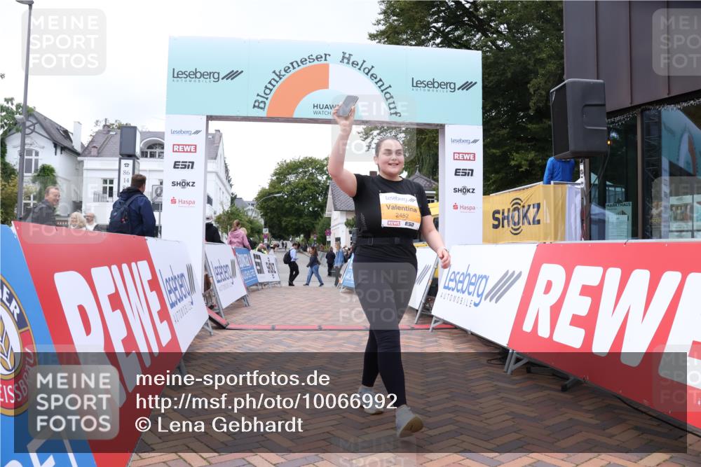 30.08.2026 - Blankeneser Heldenlauf Lena Gebhardt http://msf.ph/oto/10066992 30.08.2026 13:00:04 Ziel 2452 meine-sportfotos.de