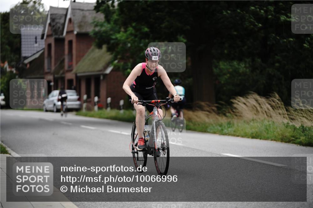 30.08.2026 - Elbe Triathlon Hamburg Michael Burmester http://msf.ph/oto/10066996 30.08.2026 15:32:43 Radfahren  meine-sportfotos.de