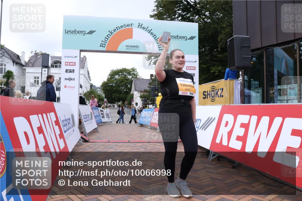 30.08.2026 - Blankeneser Heldenlauf Lena Gebhardt http://msf.ph/oto/10066998 30.08.2026 13:00:05 Ziel 2452 meine-sportfotos.de