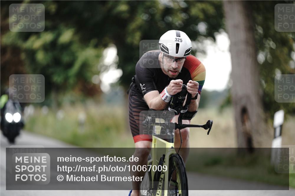 30.08.2026 - Elbe Triathlon Hamburg Michael Burmester http://msf.ph/oto/10067009 30.08.2026 09:13:39 Radfahren 325 meine-sportfotos.de