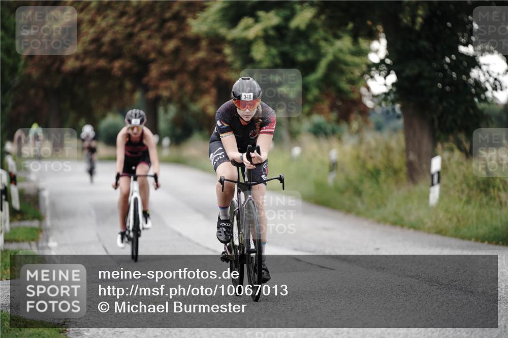 30.08.2026 - Elbe Triathlon Hamburg Michael Burmester http://msf.ph/oto/10067013 30.08.2026 09:13:49 Radfahren 340, 380, 388 meine-sportfotos.de